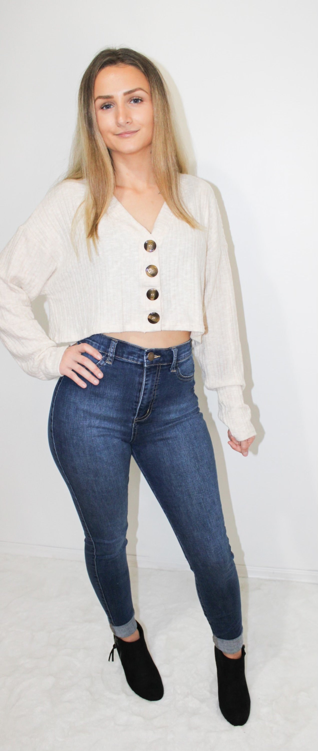 Daisy Cropped Cardigan